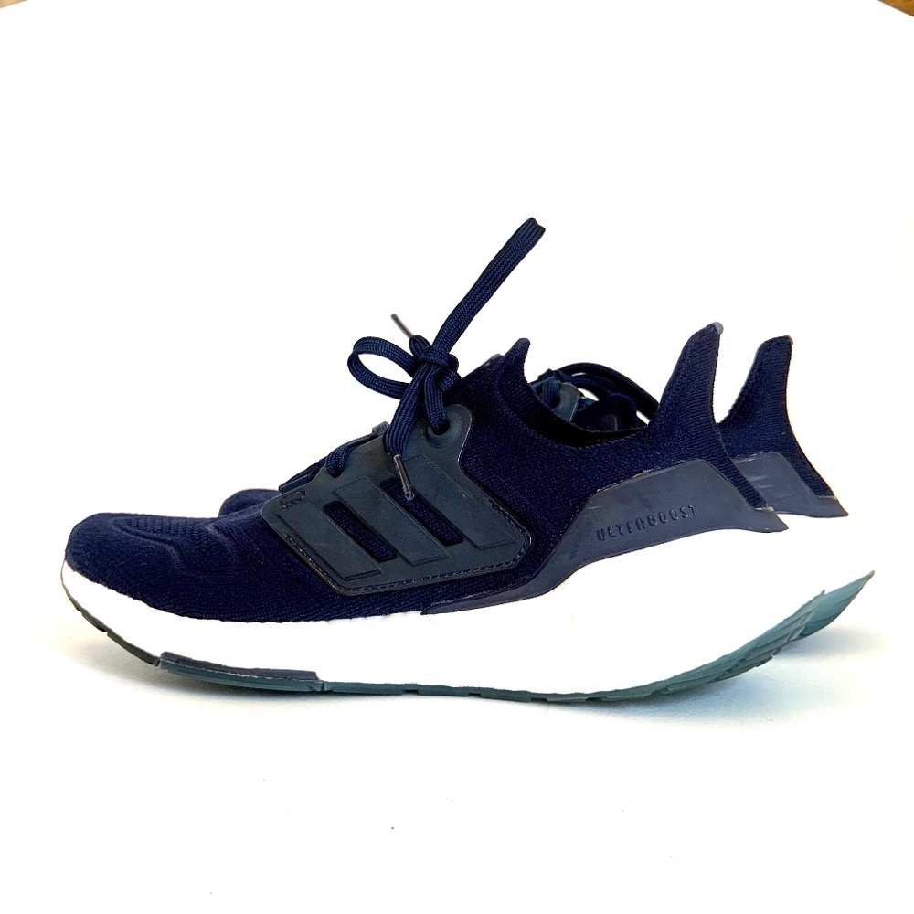 Adidas UltraBoost 22 Navy Blue W7 - Picture 4 of 11